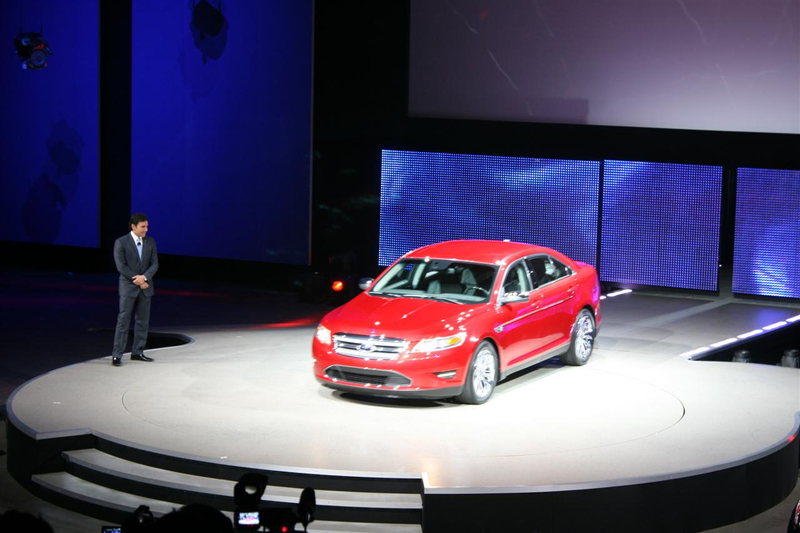 Illustration for article titled 2010 Ford Taurus: A Flagship Returns